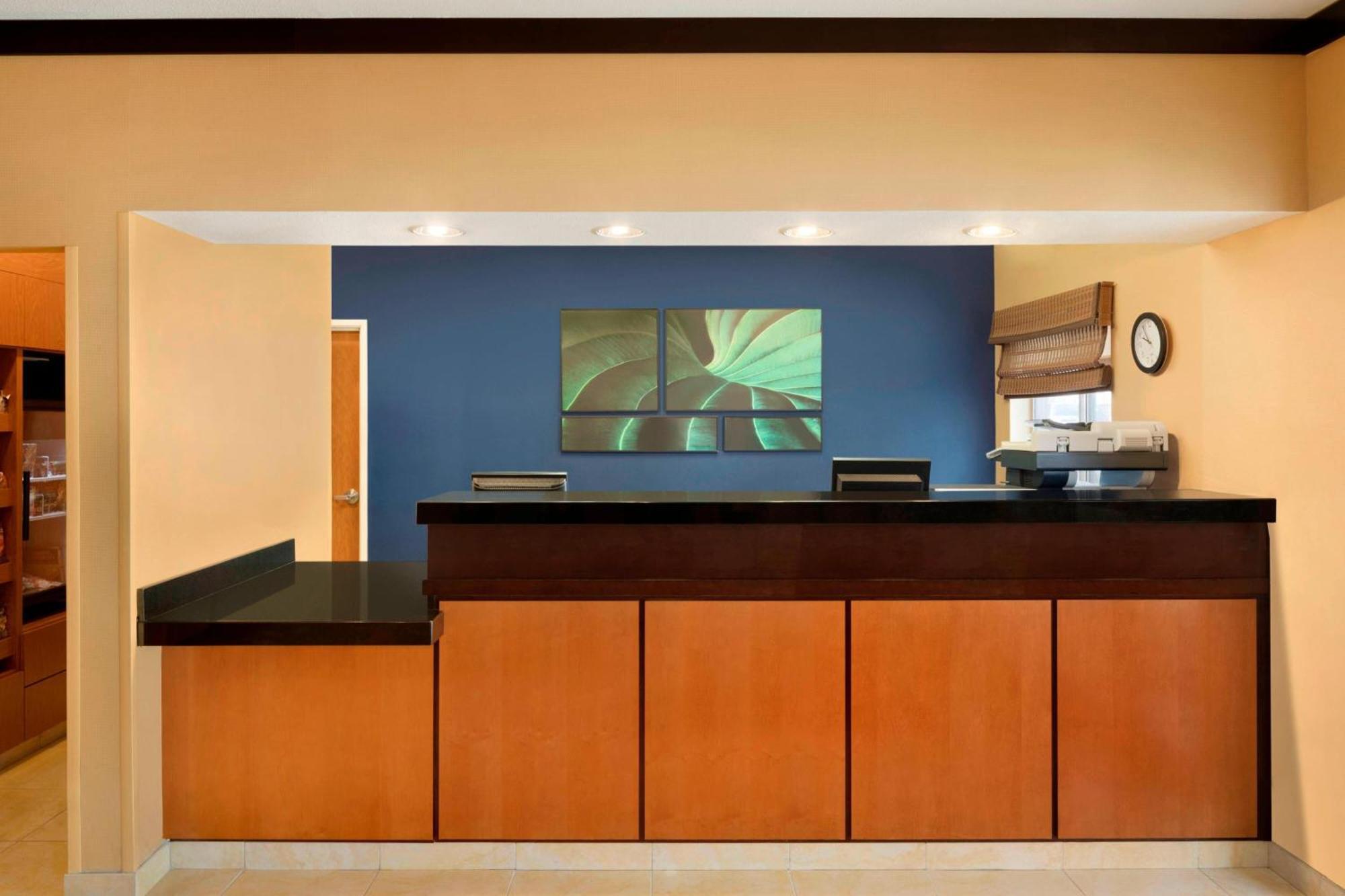 Fairfield Inn & Suites By Marriott Champaign Exterior foto