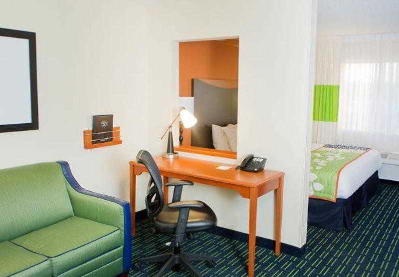 Fairfield Inn & Suites By Marriott Champaign Cameră foto